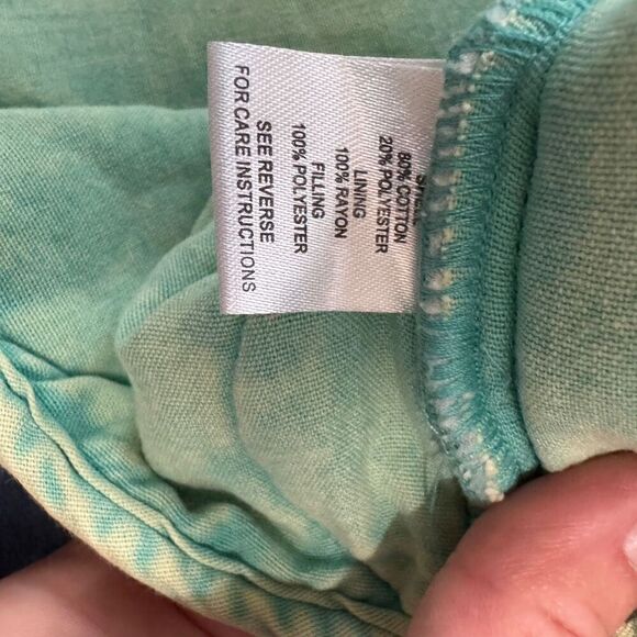 Oli & Hali Oversize Quilted Crop Jacket in sea green, Size Small - Picture 9 of 9